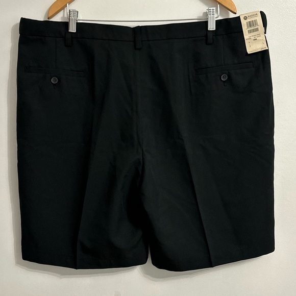Haggar black pleated cool 18 performance shorts size 44W NWT - Picture 7 of 8